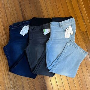 3 Time & Tru Women's Maternity Jeans - 2XL (20) NWT - Skinny (1) Straight (2)